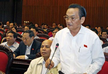 NA discuss the implementation of 2012 socio-economic development plan  - ảnh 1